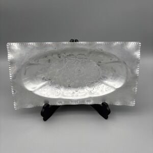Vintage Aluminum Tray Hand Hammered Wrought 13.75" Serving Floral‎ Design